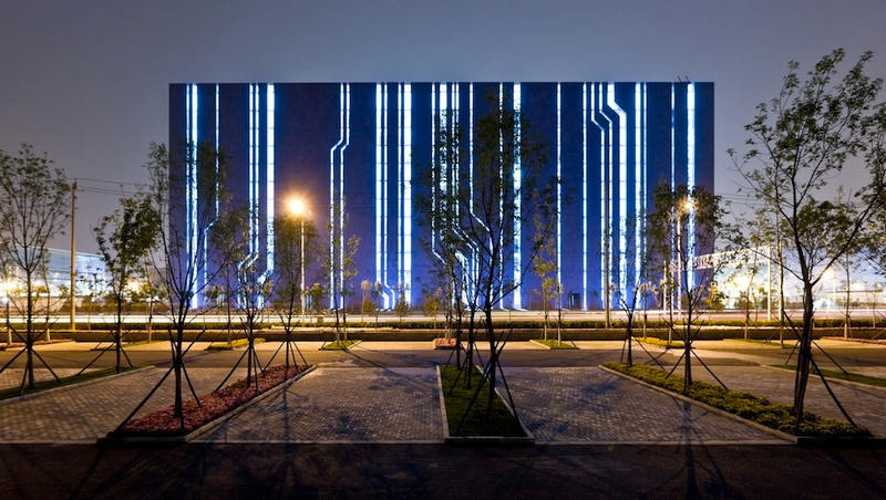 Illustration for article titled Buildings Designed to Look Like Barcodes